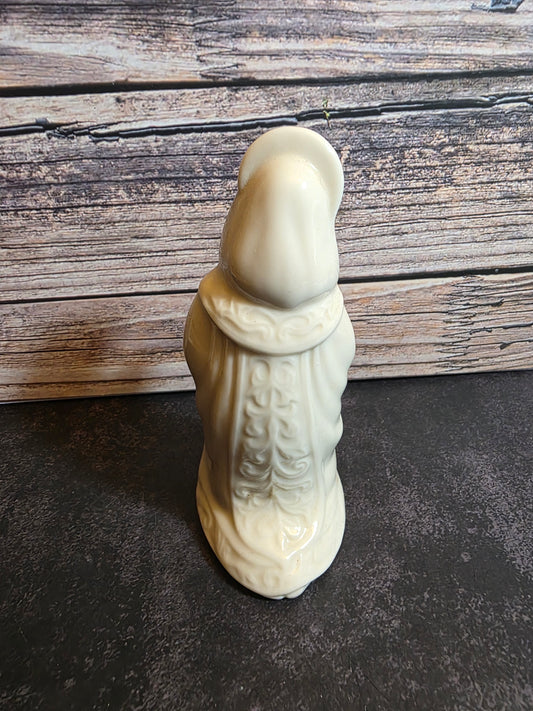 Lennox Kneeling Mary Nativity Figurine