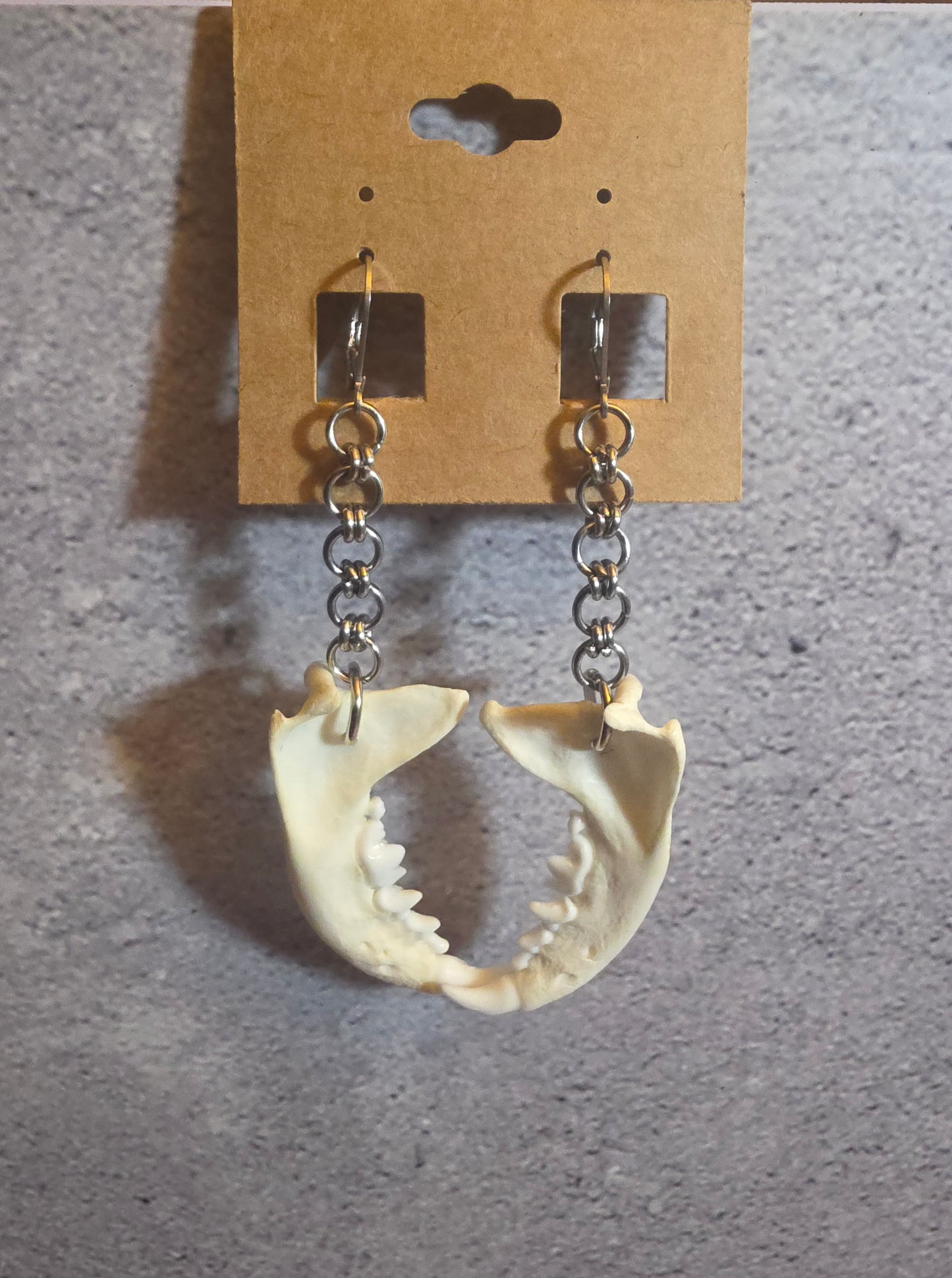 Mink Jawbone Basic Chainmail Earrings