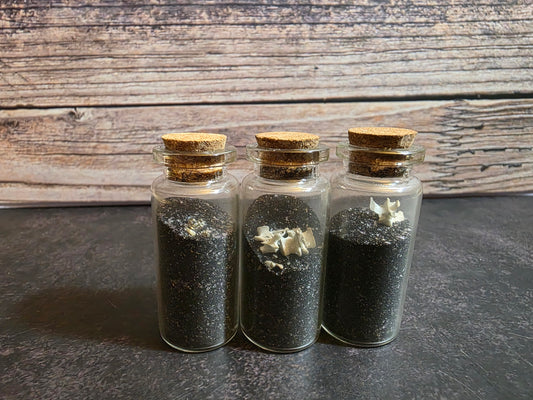 Gravedigger's Fidget Bone Curio Vial