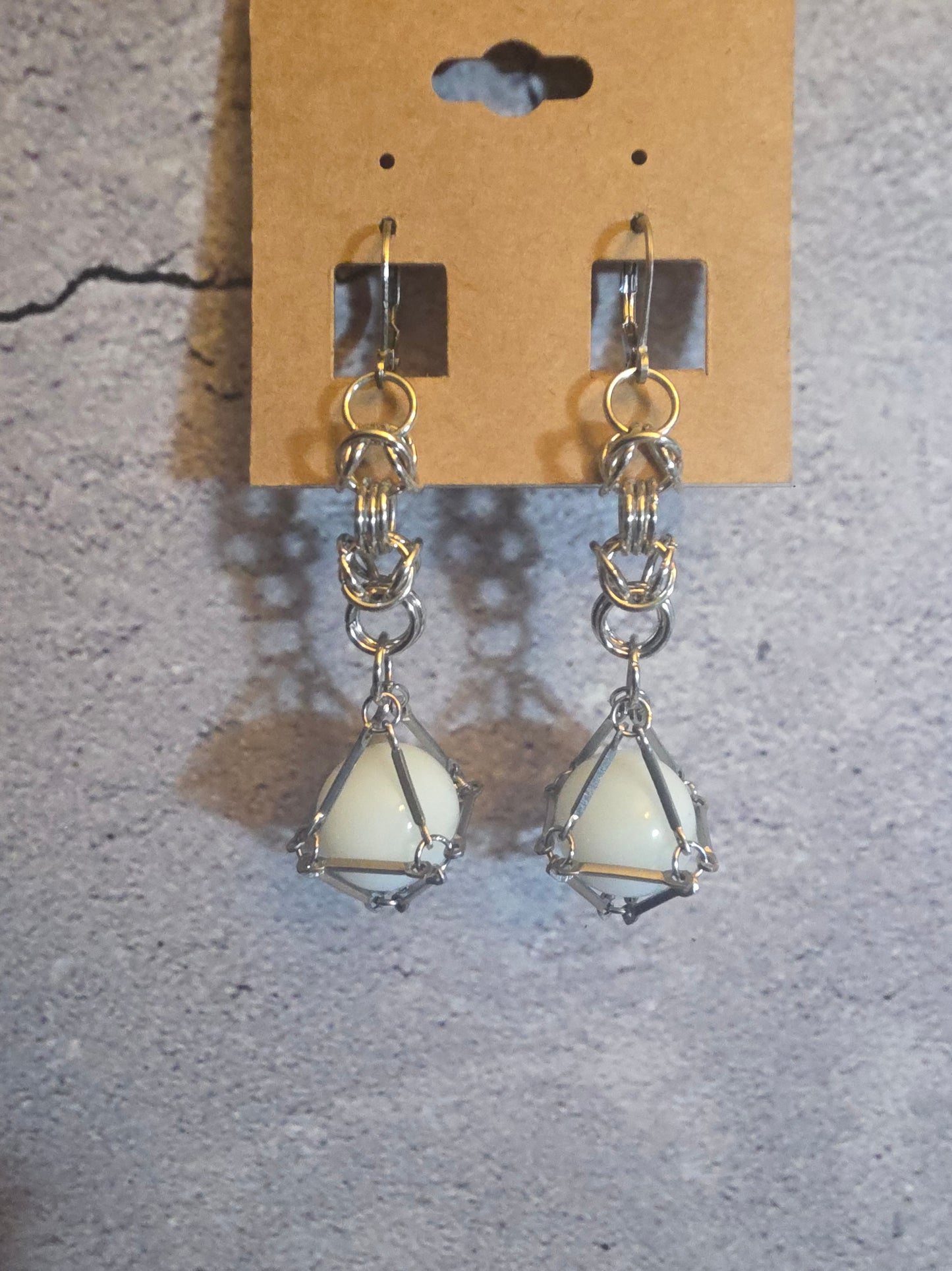 'Somebody's Favorite' Vintage Captive Marble Chainmail Earrings (White)