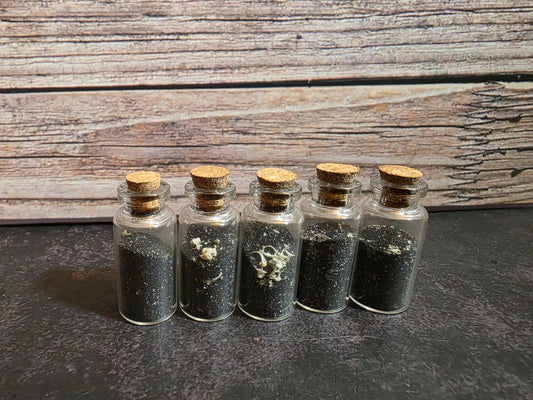 Gravedigger's Fidget Bone Curio Vial