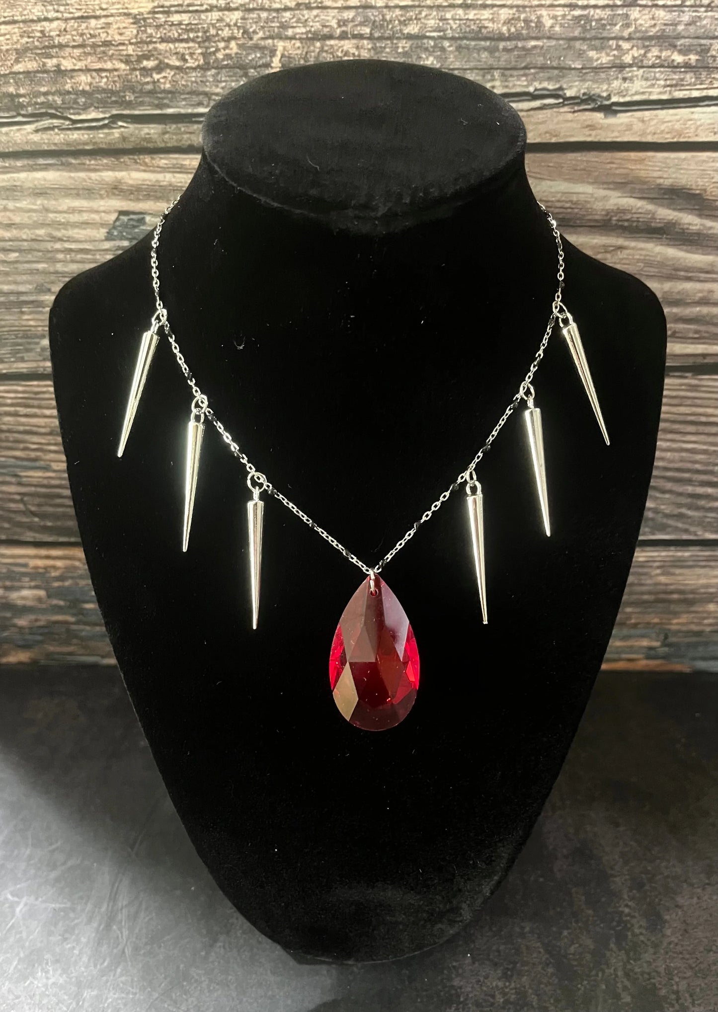 Crimson Glass Teardrop Choker Necklace